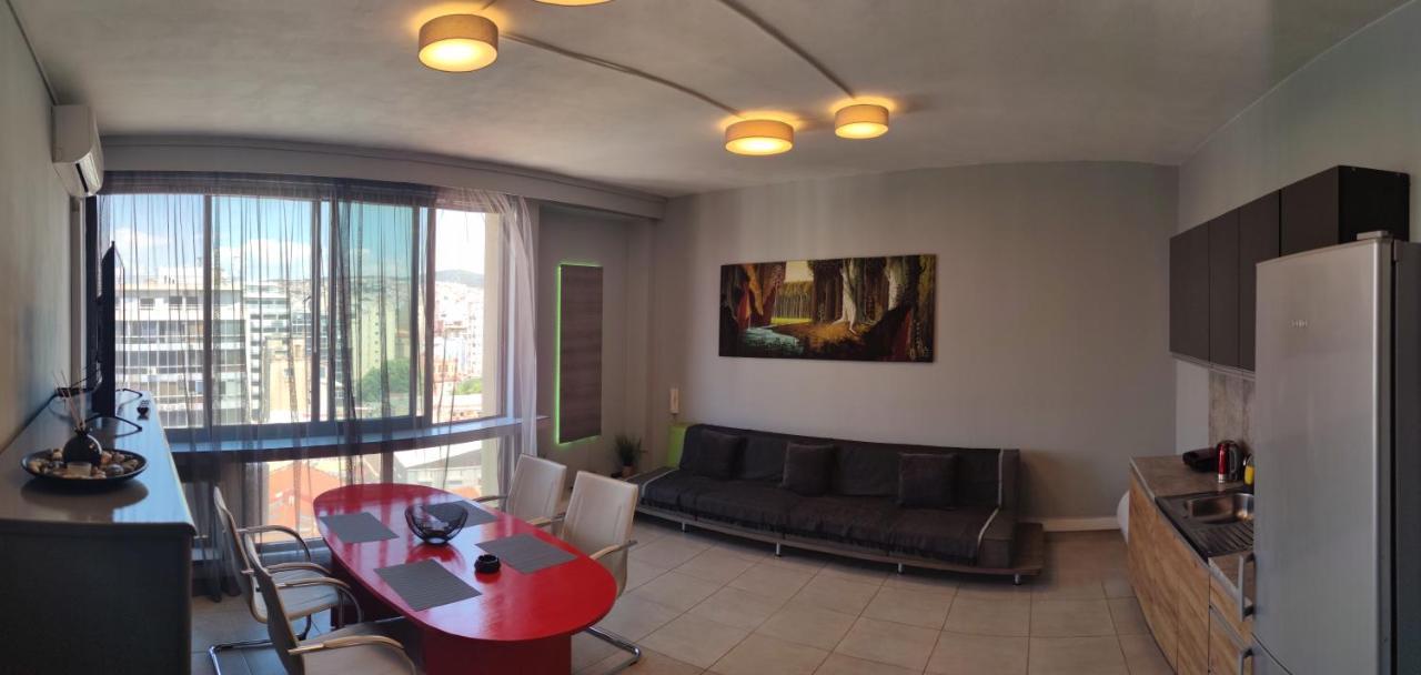 Pegasus Apartment Salonicco Esterno foto